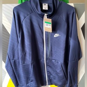 Nike jacket men size xl